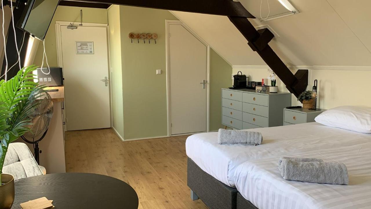 זיריקזיי Rb Hostel מראה חיצוני תמונה